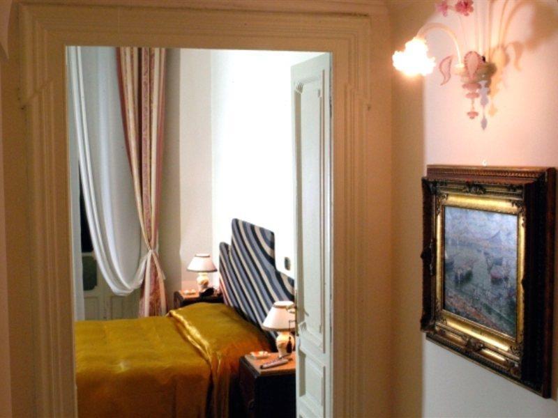 Bovio Suite Nápoles Exterior foto